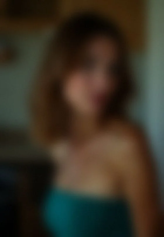 Ingrid, 28
