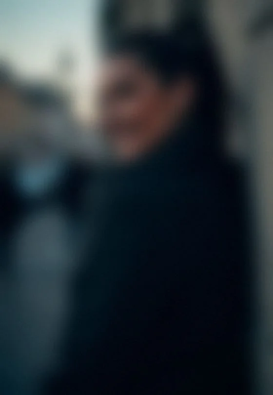 Eva, 34